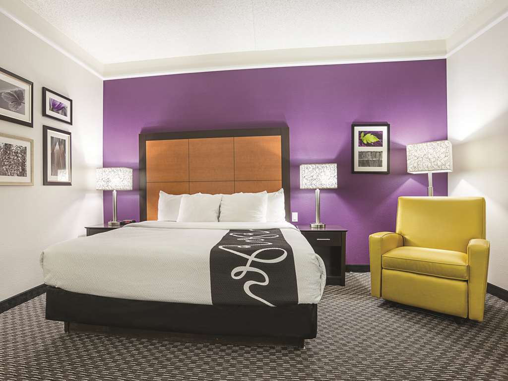 La Quinta By Wyndham Phoenix Scottsdale Room photo